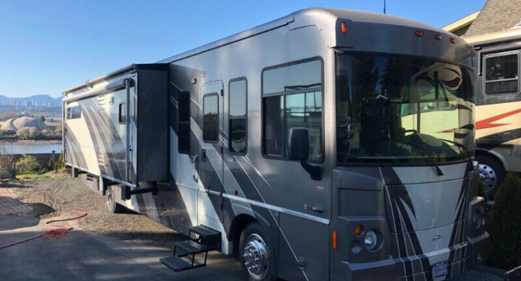 2008 Winnebago Itasca Latitude Motorhome