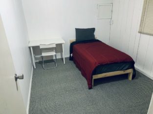 Room for rent $450