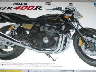 Aoshima 1/12 Yamaha XJR 400R