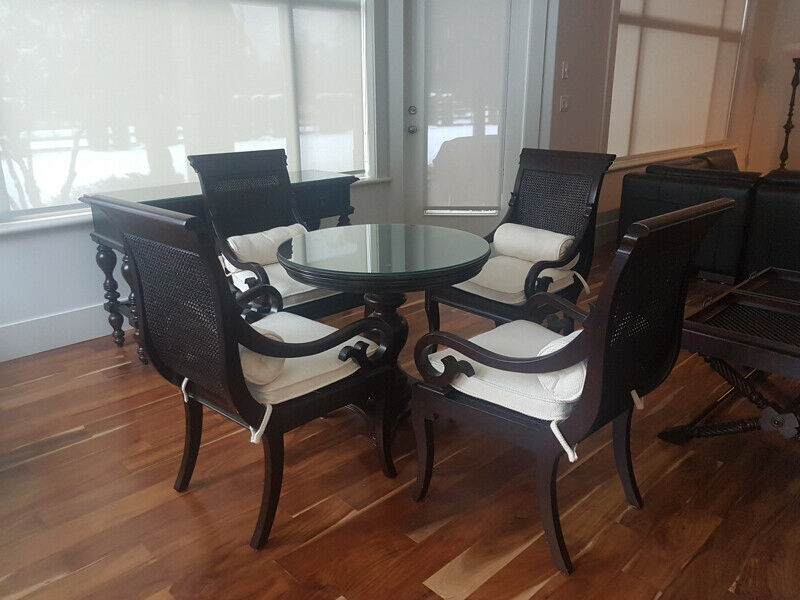 Barbados Collection Dining Table/4 Chairs