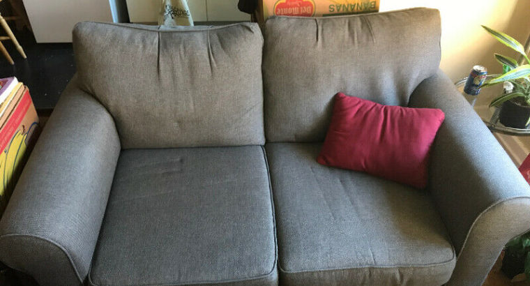 Super comfy loveseat for sale!