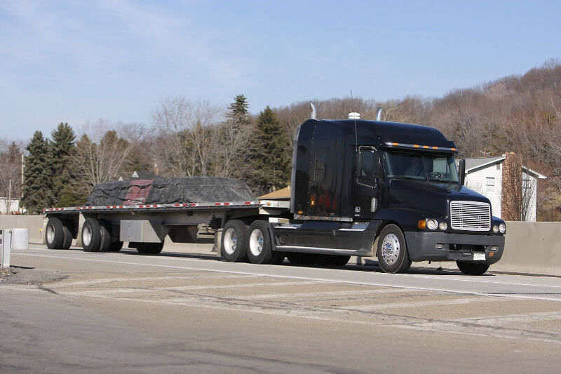 Heavy equipment & farm equipment hauling in Canada