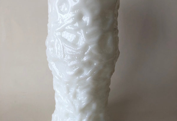 Striking Tall Vintage Milkglass Vase – Crinkle Pattern – Brody