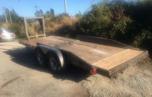 Car trailer goose neck18 foot deck by 80 1/2 inches wide 6 bolt