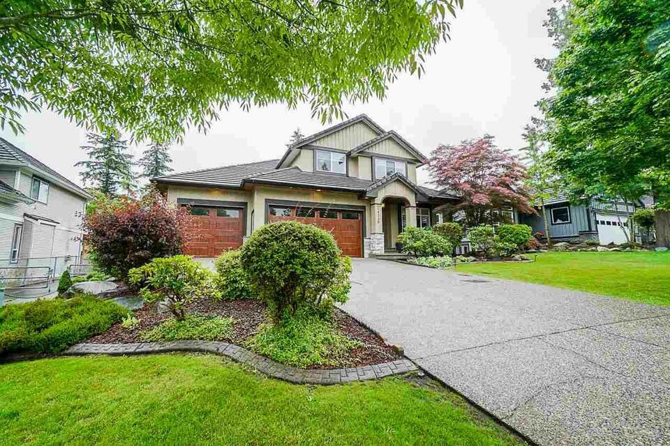 14738 72A AVENUE Surrey, British Columbia $1,349,888.00