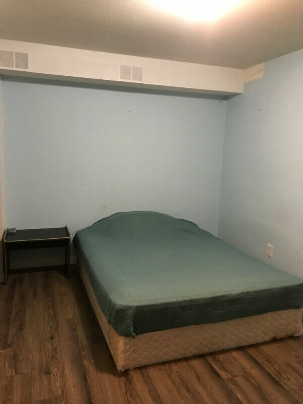 $750 FOR QUIET, LARGE, FURNISHED ROOMMATES