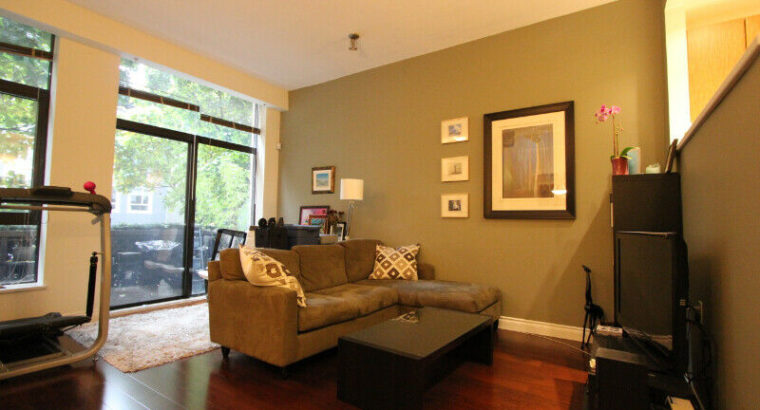 $1550/mth: DOWNTOWN YALETOWN TOWNHOUSE: 1 BDR (in 2BDR)