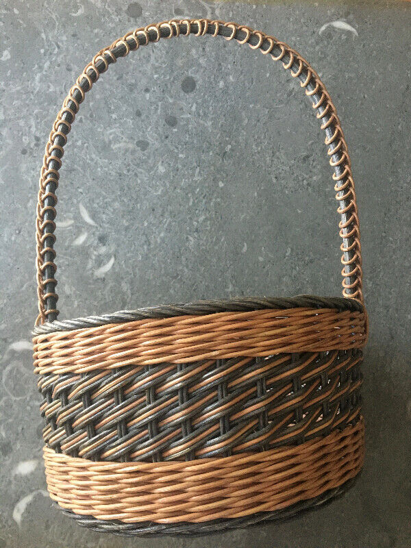 Wicker, Rattan basket with handle