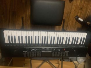61 electronic piano with chair and stand