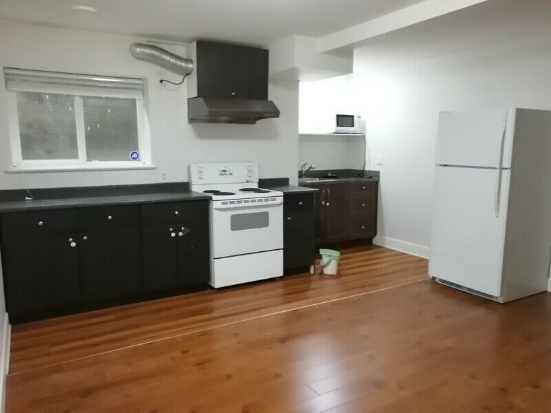 2BR / 1BA Available Oct 1