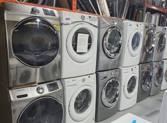 Appliance home Store Mississauga sell uses and new appliance 1725 Matheson Blvd
