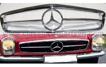 Front grill of Mercedes Pagode W113 (1963-1971)